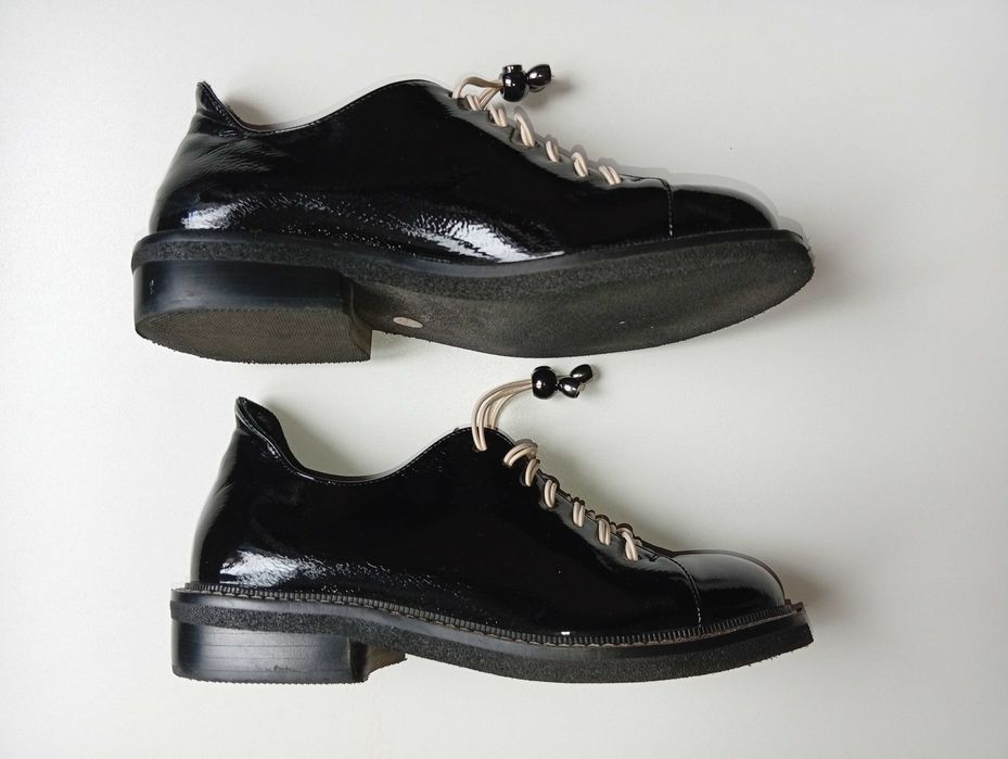 Школьные ботинки