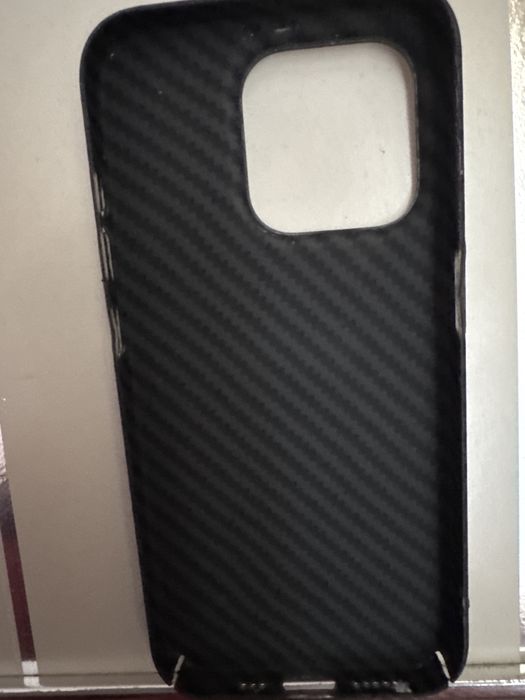Чехол на iPhone 15pro новый