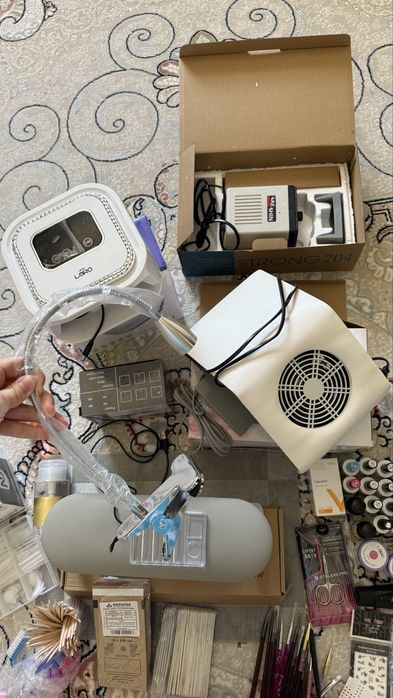 Продам маникюрный набор все есть