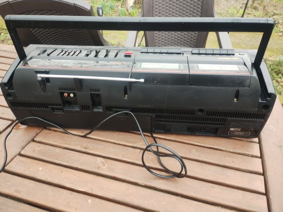 Радиокасетофон Hitachi 3d 80