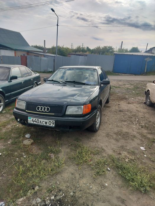 Продам Ауди 100 с4