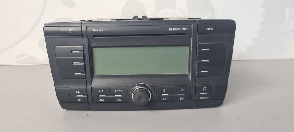 Радио CD Skoda Octavia 2007г.