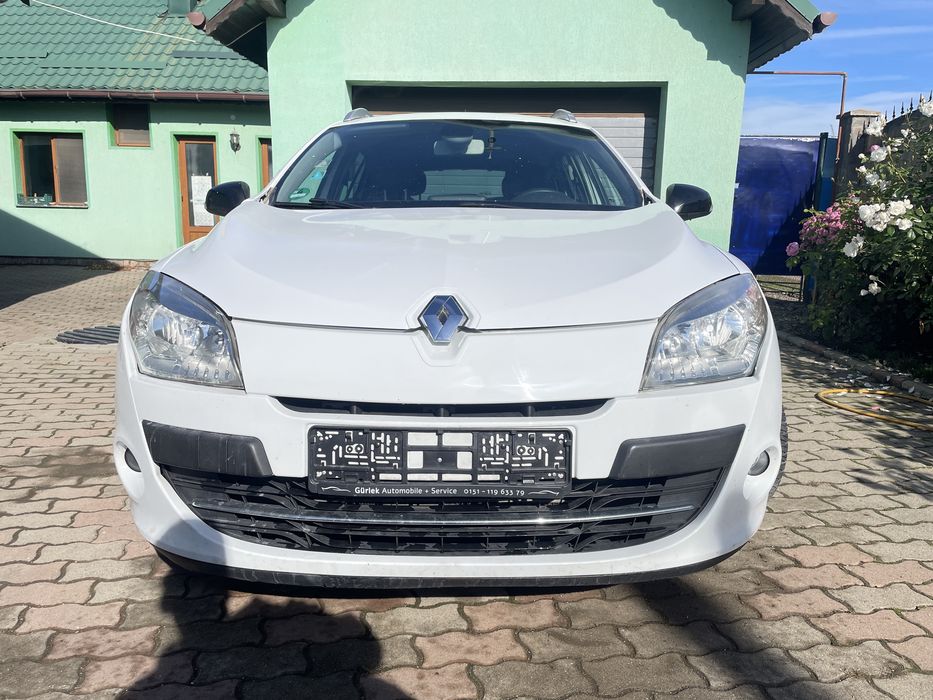 RENAULT Megane 2011 — imagine 4