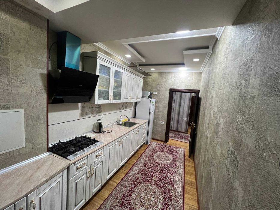 Аренда квартиры долгосрочное 2 комнатная Кадышева базар