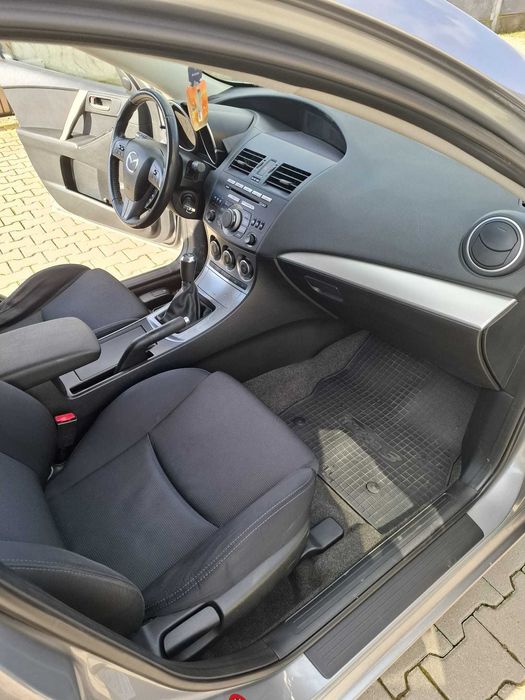 VAND MAZDA 3  -1.6  diesel  Facelift