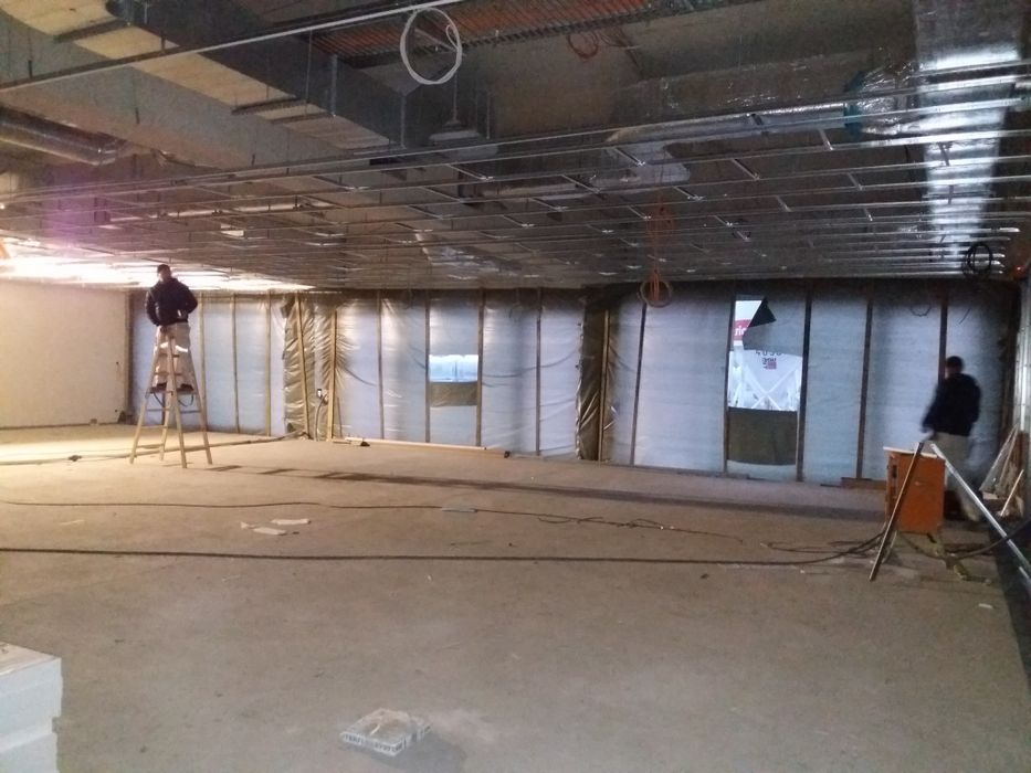 SOLID BUILDS S.R.L interioare si exterioare Echipa tinara si dinamica