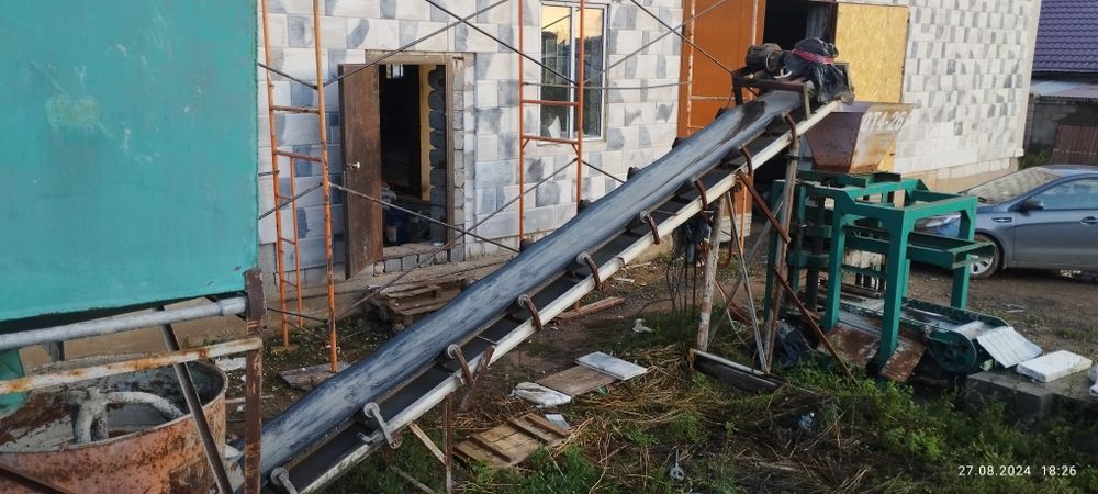 Пескоблочный аппарат