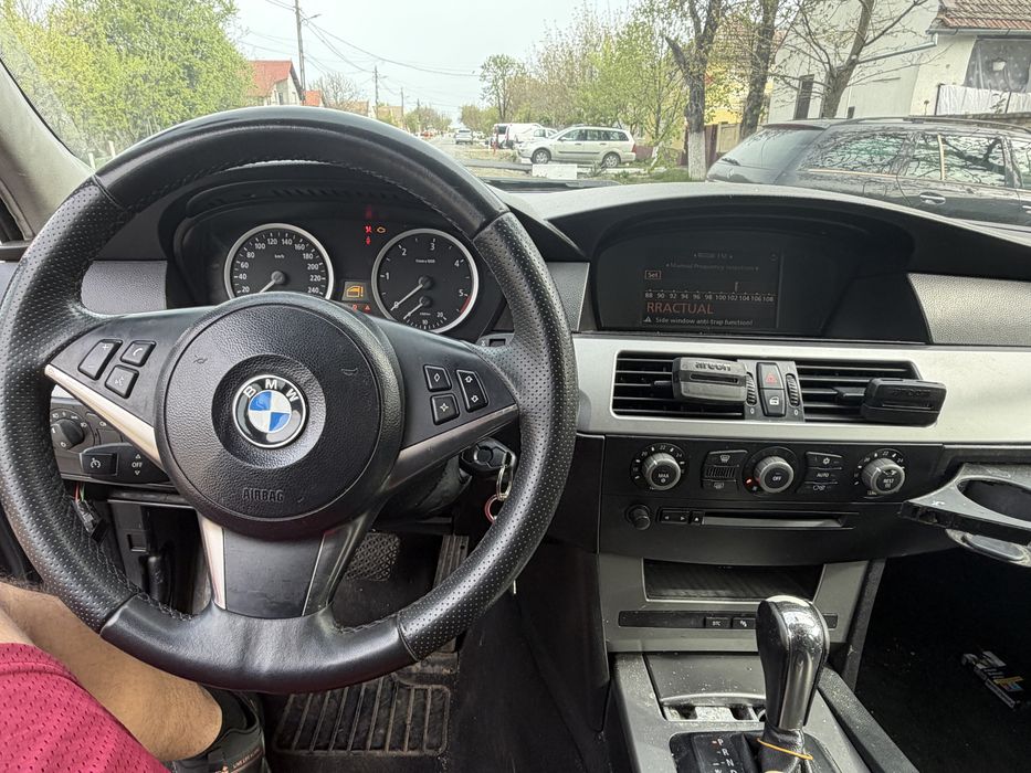 BMW 525 automat e61