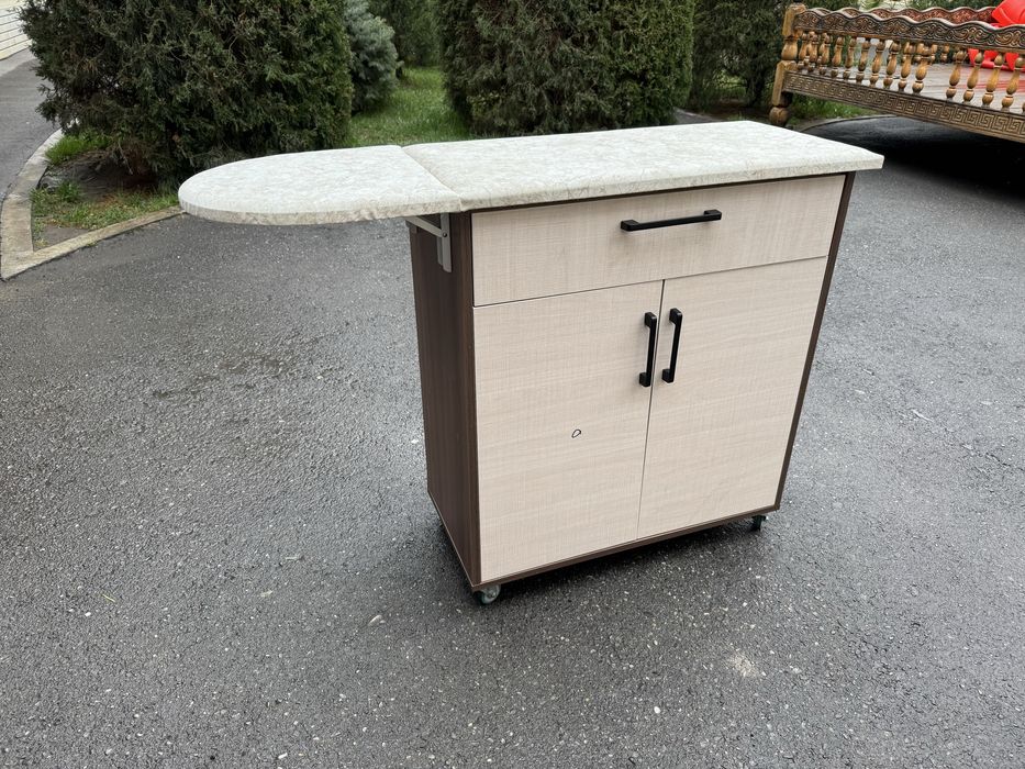 Dazmol stul tumbalik