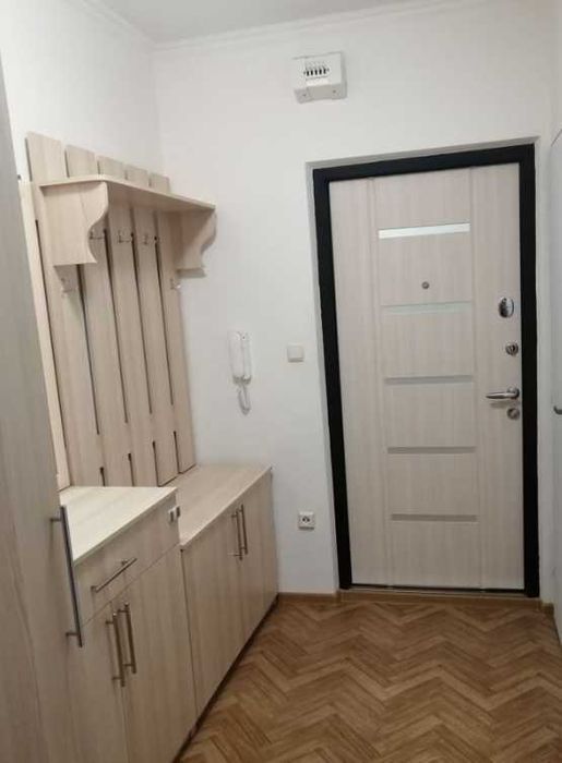 Дава се под наем Двустаен апартамент в Пловдив, Младежки Хълм - 60 кв.м за 270.3 € - Снимка #3