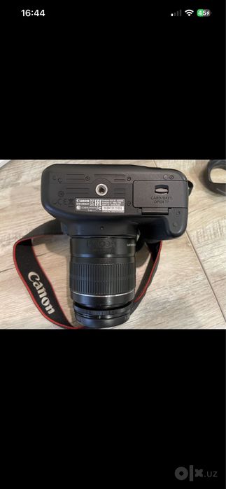 Canon EOS 1300 D
