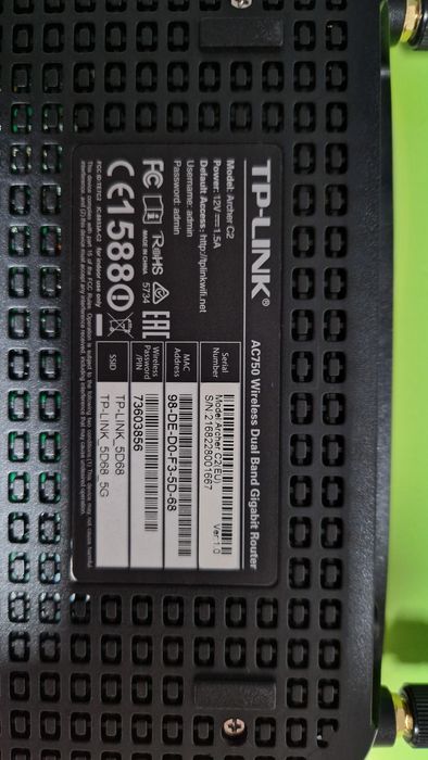 TP-link Archer C2 si Range Extender D-Link DAP-1330