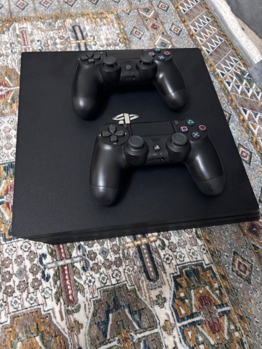 Продам playstation 4 pro