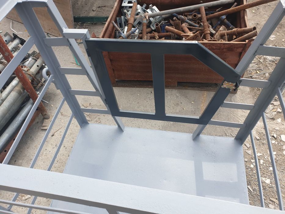 Кранов кош за хора