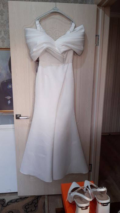 Новое платье, 42 размер