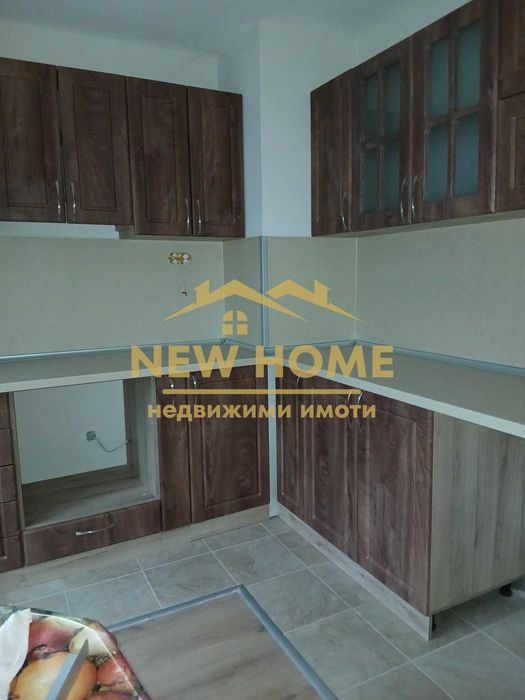 2-ен, тухлен апартамент до Езикова гимназия