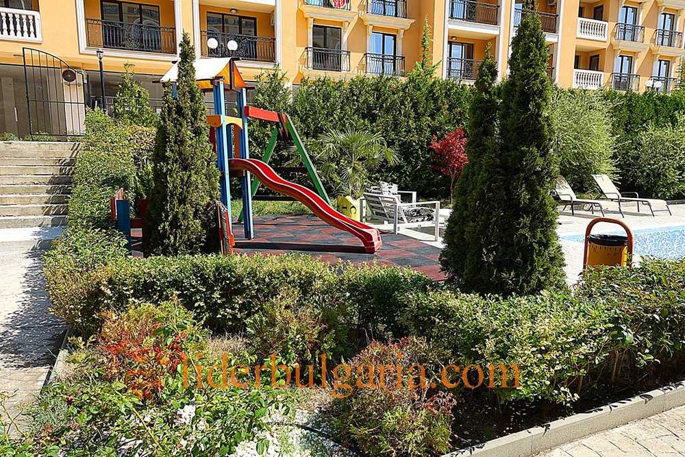 Продава се Двустаен апартамент в к.к. Елените - 54 кв.м за 1204 €/кв.м - Снимка #16