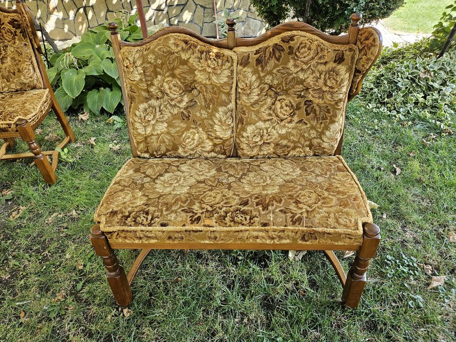 Старинен страхотен  комплект