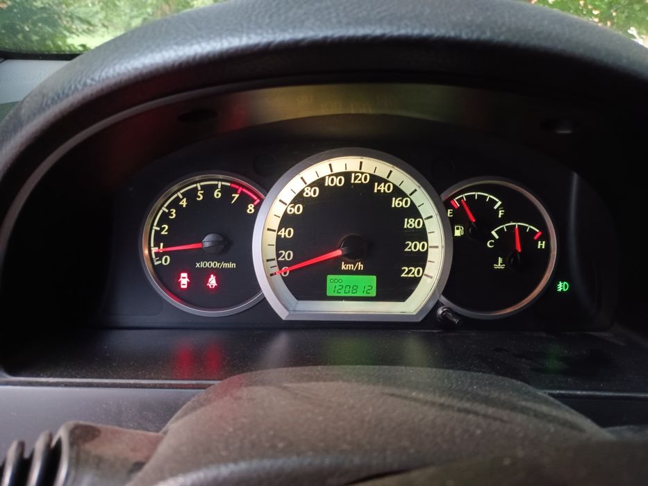 Продам шевроле лачетти.