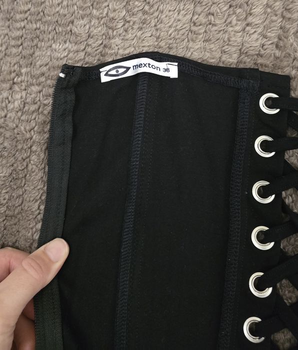 Set Mexton nou cu etichetă – Corset + Blugi scurți