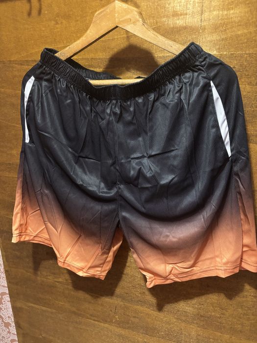 Мъжки комплект - тениска и къси панталони, пет различни модела