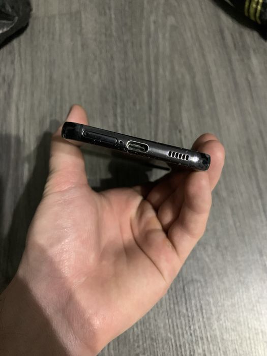 Продается Самсунг s22