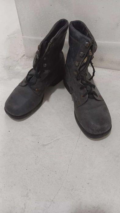 Зимни кожени обувки, кубинки