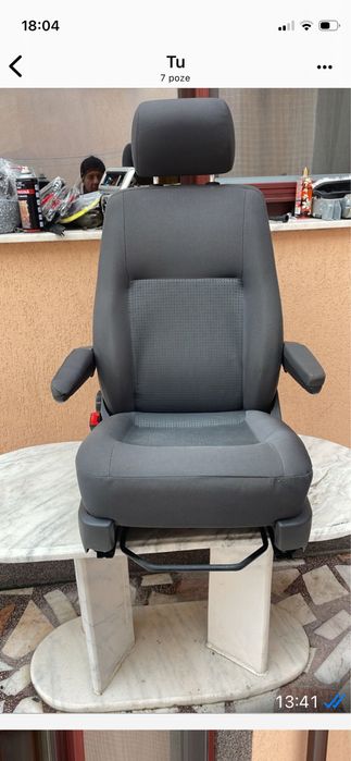 Far Stanga dreapta Volkswagen Transportet Caravelle Multivan 2003/2009