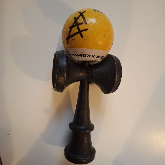 Kendam KROM pop semnata