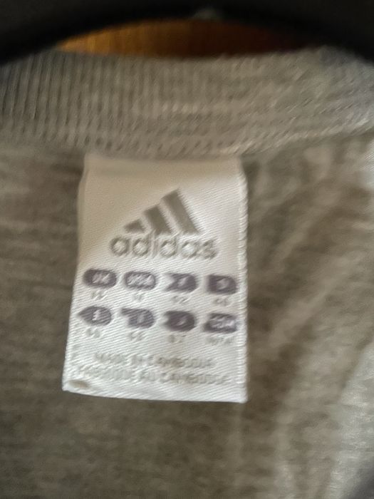 Дамска фанелка адидас