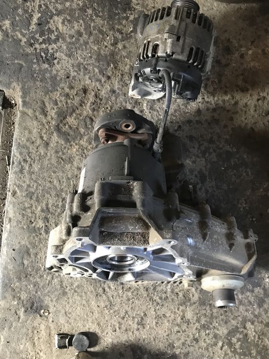 cutie transfer piese bmw x5 e53 3.0 diesel 218 cai automat