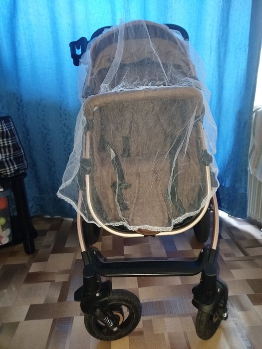 Продам коляску 3в1.