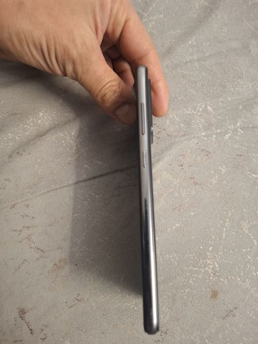 Продам телефон Самсунг А52