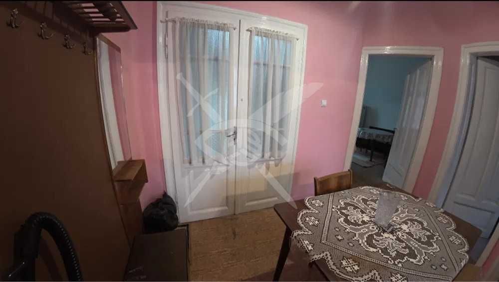 Етаж от къща с магазин в Асеновград 88090
