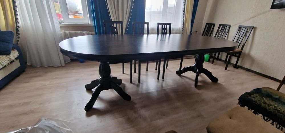 Стол для большого зала