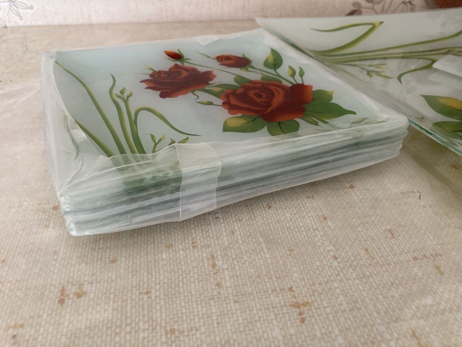 Тарелки стеклянные