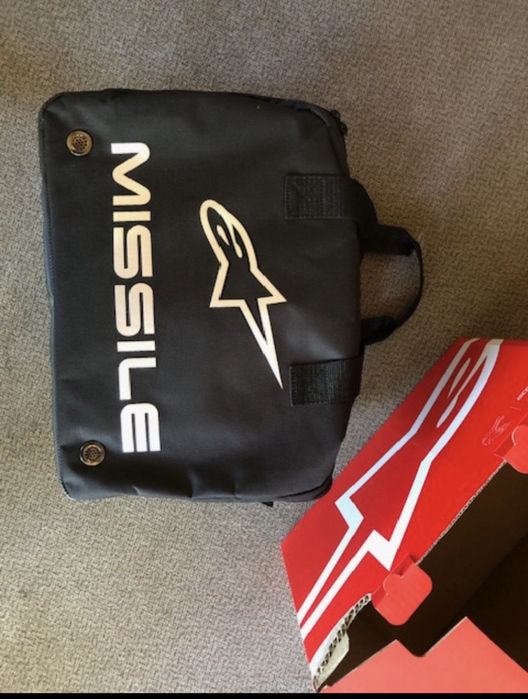 Alpinestars каска