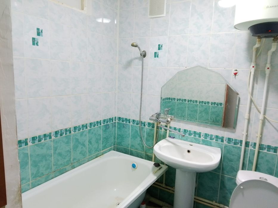 Сатылады  1 бөлме  квартира