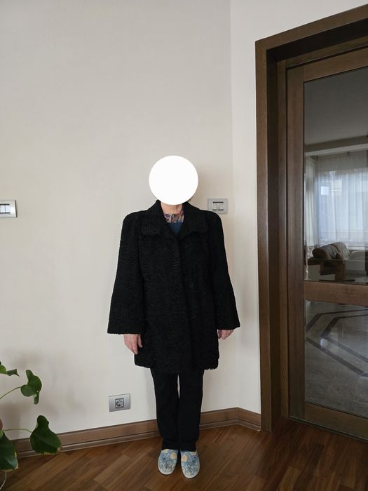 Blana de astrahan,mărimea 48-50