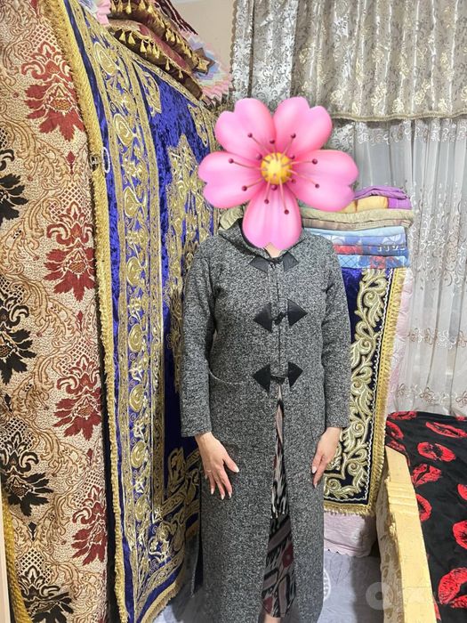 Кардиган сотилади.