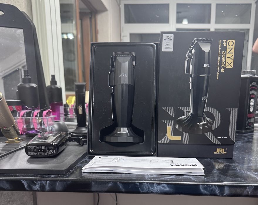 Vand Jrl onyx