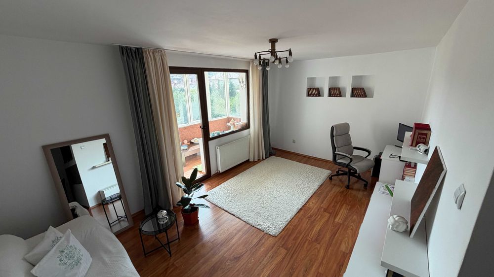 Apartament cu 3 camere in cartierul Iernuteni