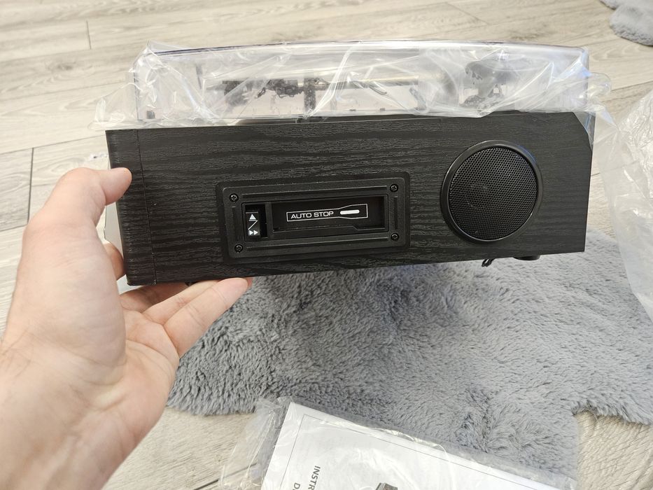 Грамофон, касетофон,карта,USB