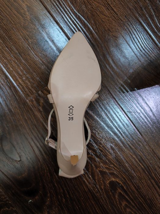 Элегантные бежевые туфли от Pelinin Ayakkabıları