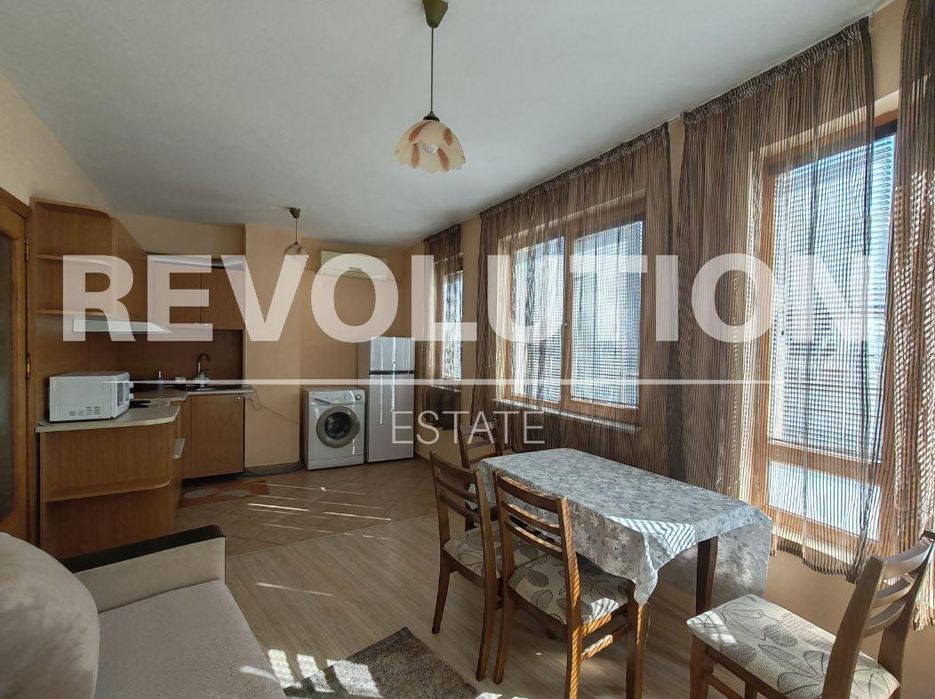 Дава се под наем Двустаен апартамент в Варна, Базар Левски - 55 кв.м за 450 € - Снимка #1