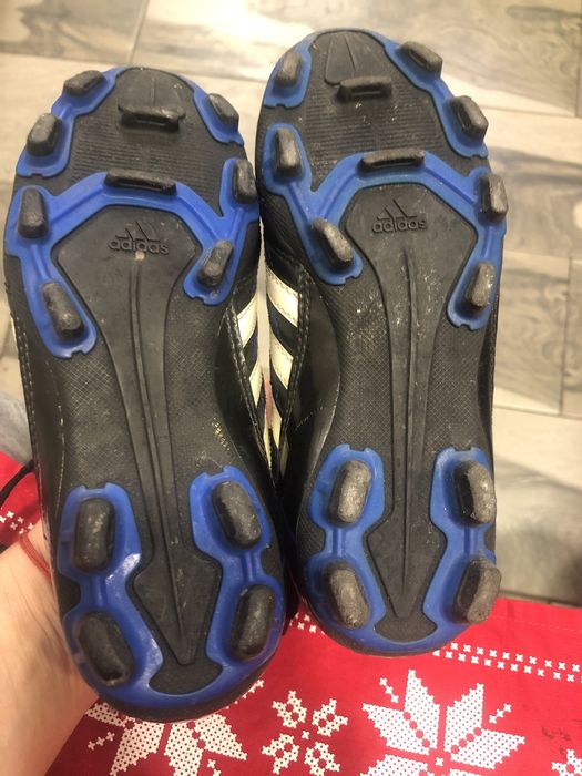 Детски футболни бутонки Адидас