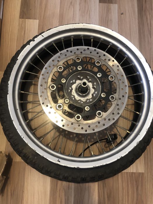 Цяла Предница за Suzuki xf 650 Freewind Капла Колове Тръгълници