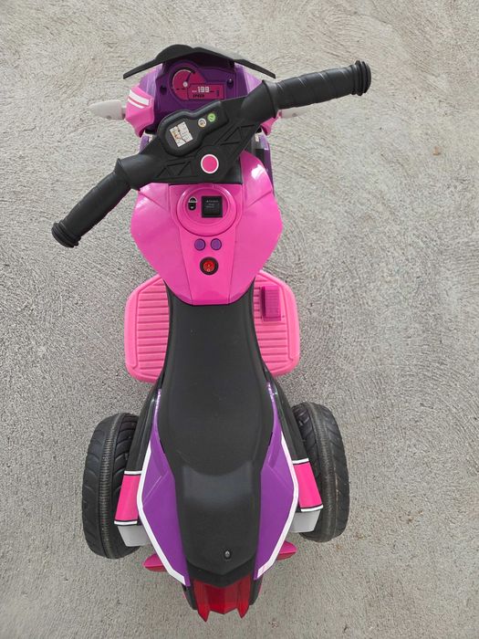 Vand motocicleta electrica si tricicleta