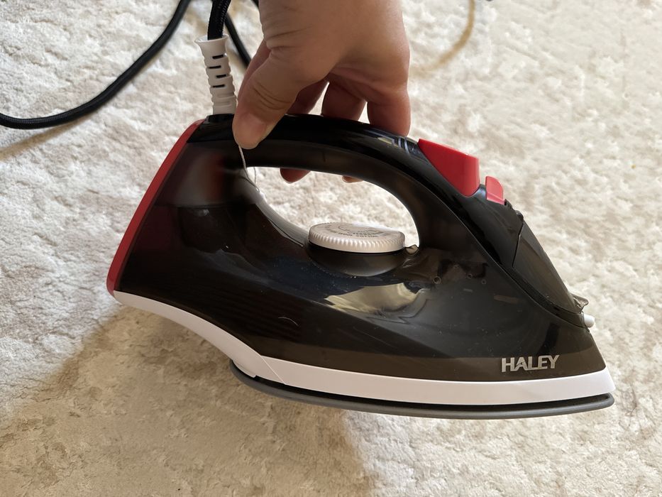 продается утюг …………..