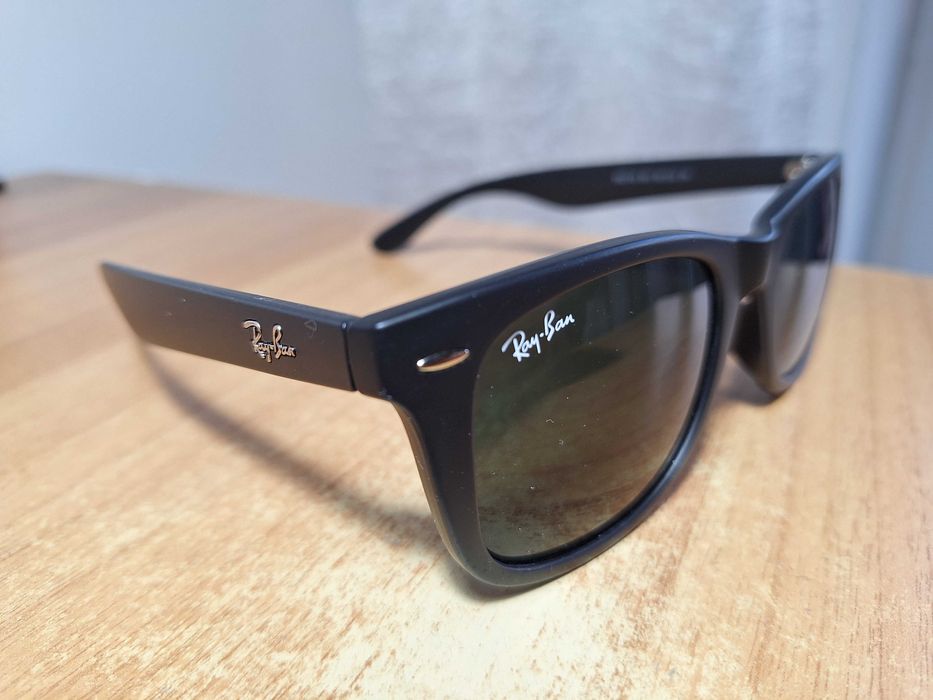 Ray-Ban Очила New Wayfarer Употребявани (С кожен кейс)